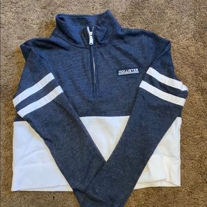 Hollister sweater